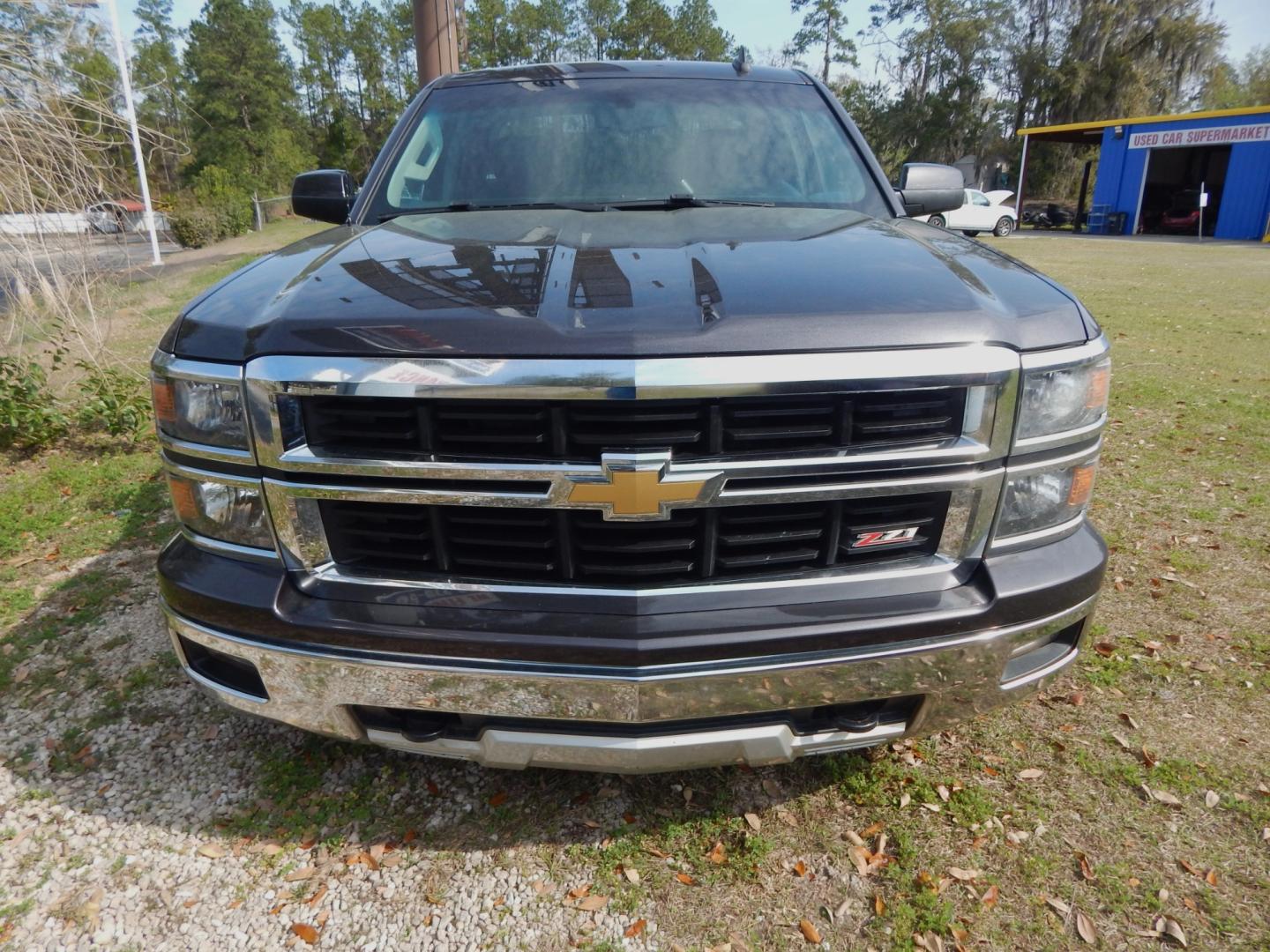 2015 Charcoal Chevrolet Silverado 1500 LT-Z71 (1GCRCREC4FZ) with an 5.3L engine, Automatic transmission, located at 3120 W Tennessee St, Tallahassee, FL, 32304-1002, (850) 575-6702, 30.458841, -84.349648 - Photo#2